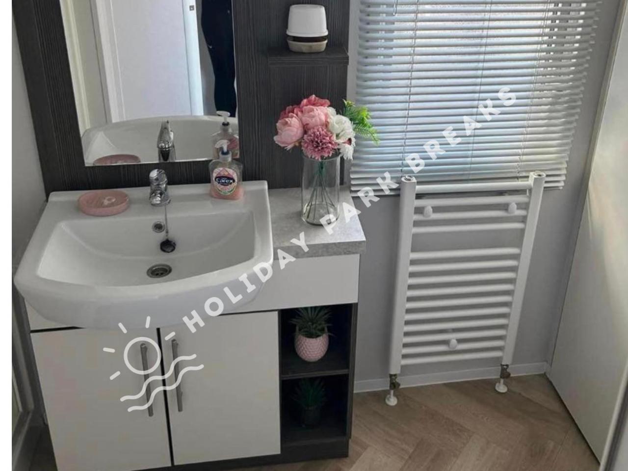 Luxury 2 Bedroom At Seal Bay Resort Selsey Eksteriør bilde